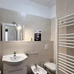 - Affitti Brevi Italia Apartman Lecco