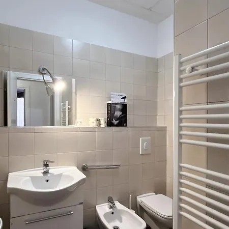 - Affitti Brevi Italia Daire Lecco
